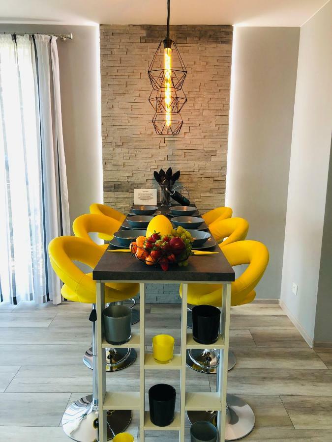 Apartament Elegance Yellow Rewal Eksteriør billede